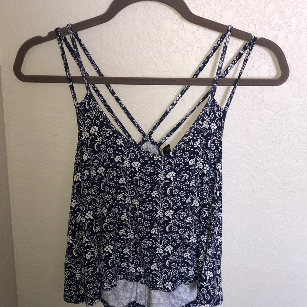 Floral Design Crop Top